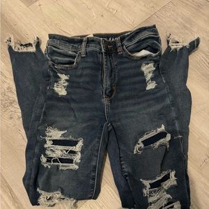 Size 2 American Eagle Ripped skinny jeans
